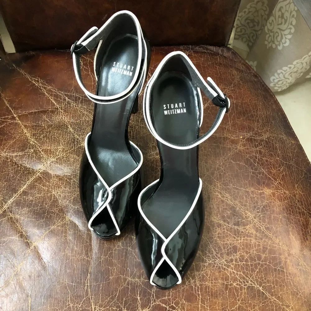 NWOB Stuart Weitzman patent leather heels 10M